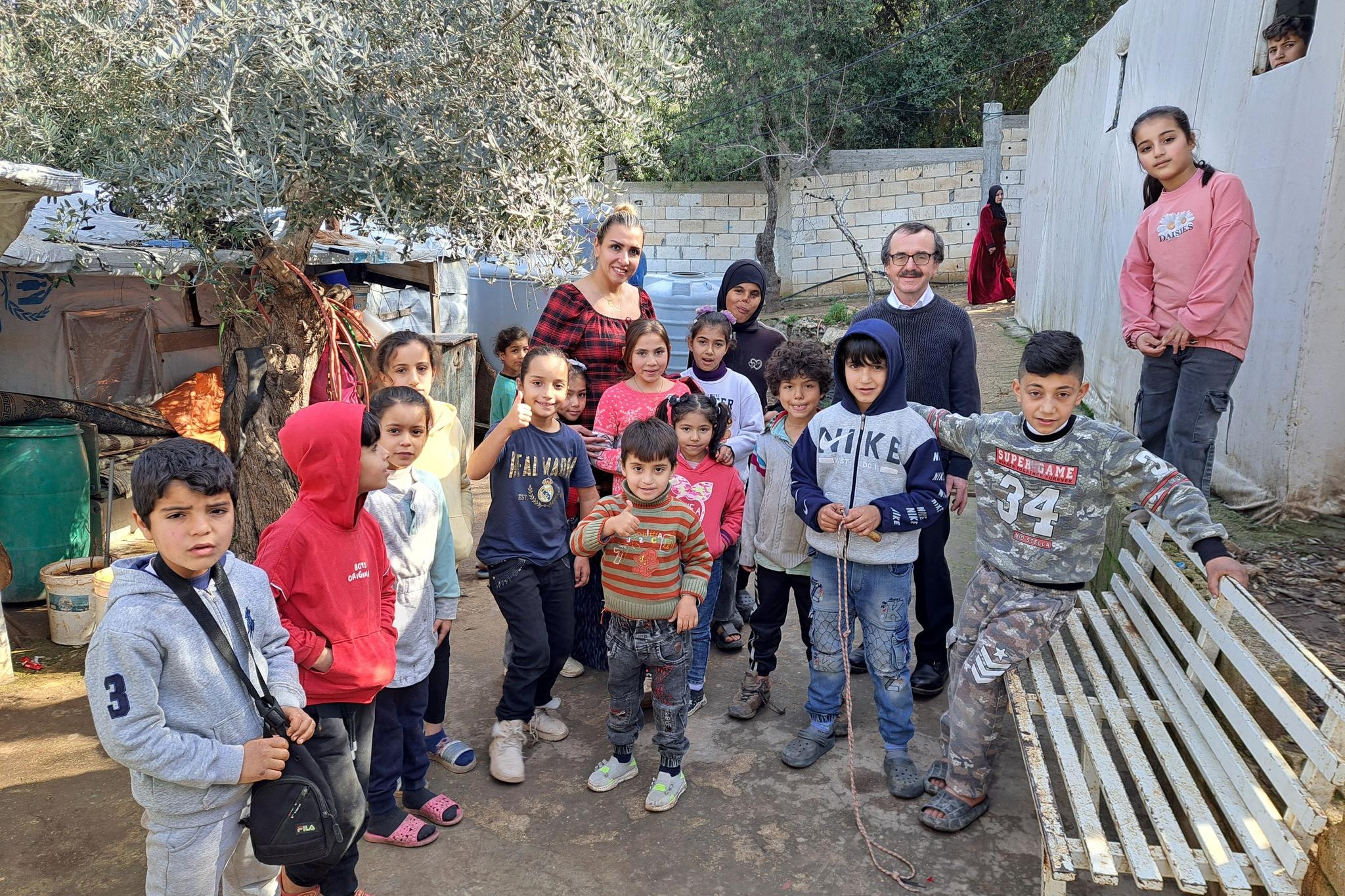 In der Schule werden syrische, libanesische und palästinensische Kinder unterrichtet – nahezu alle stammen aus Familien, die unterhalb der Armutsgrenze leben und sich reguläre Bildung kaum noch leisten können.