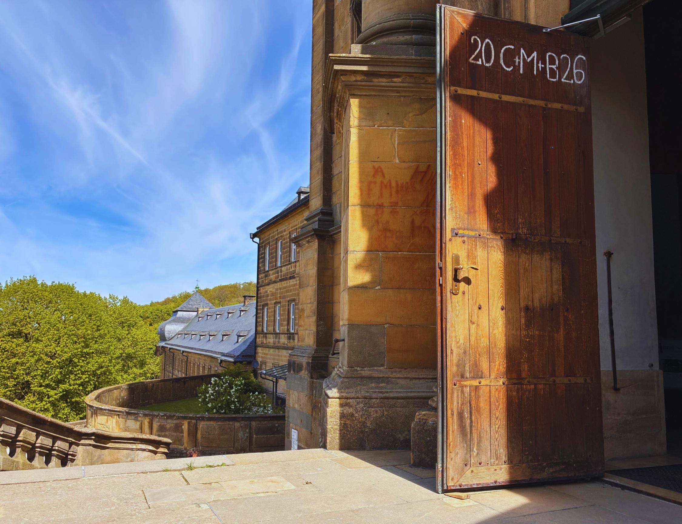Aufsichten für die Stiftskirche Banz gesucht