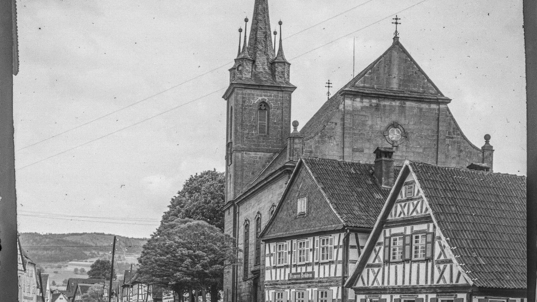 Kleukheim Pfarrkirche historische Aufnahme