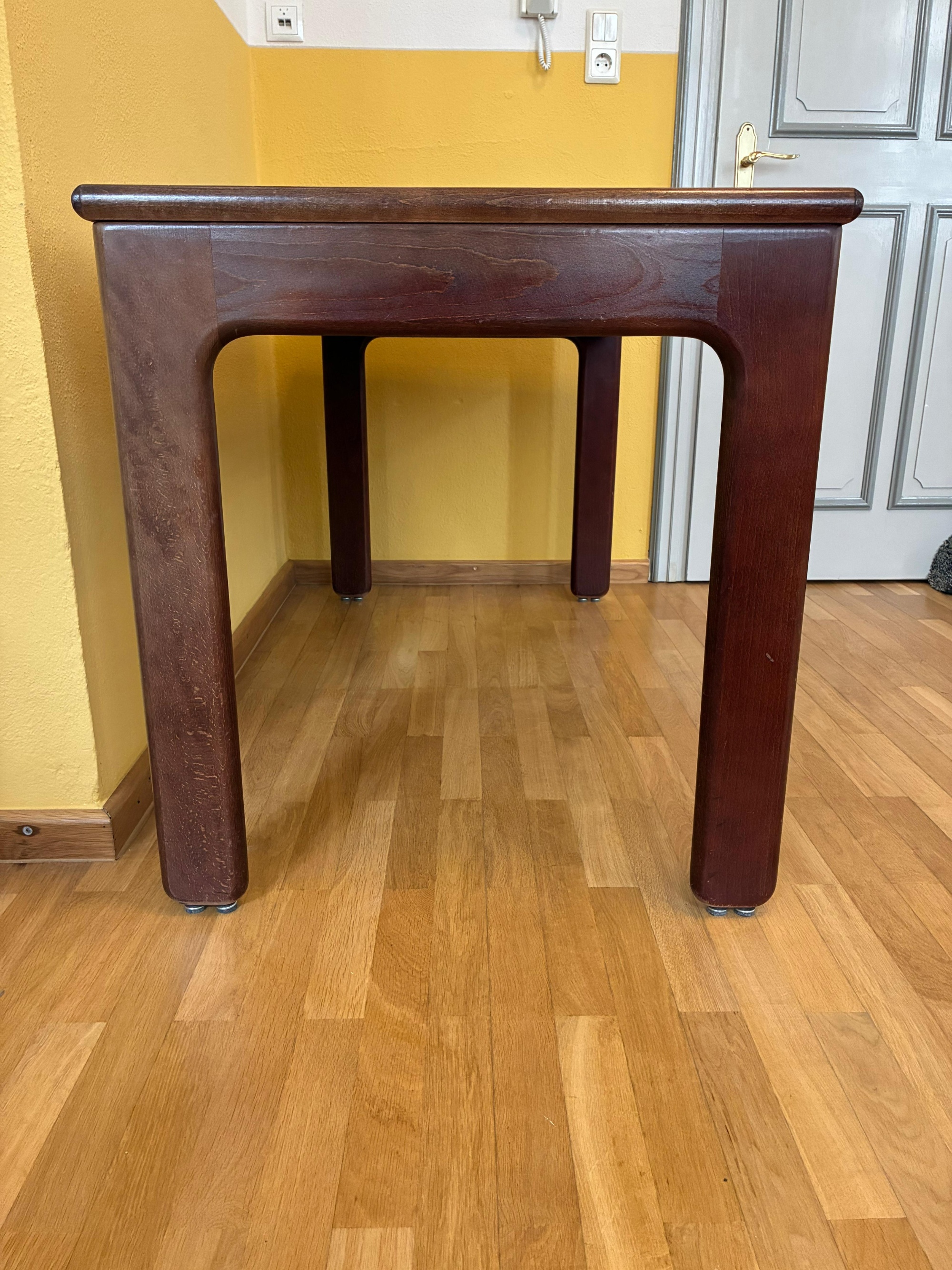 Mobiliar-Verkauf