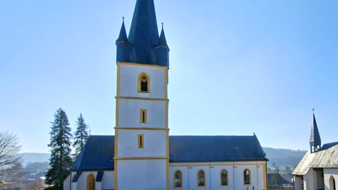 Uetzing Kirche