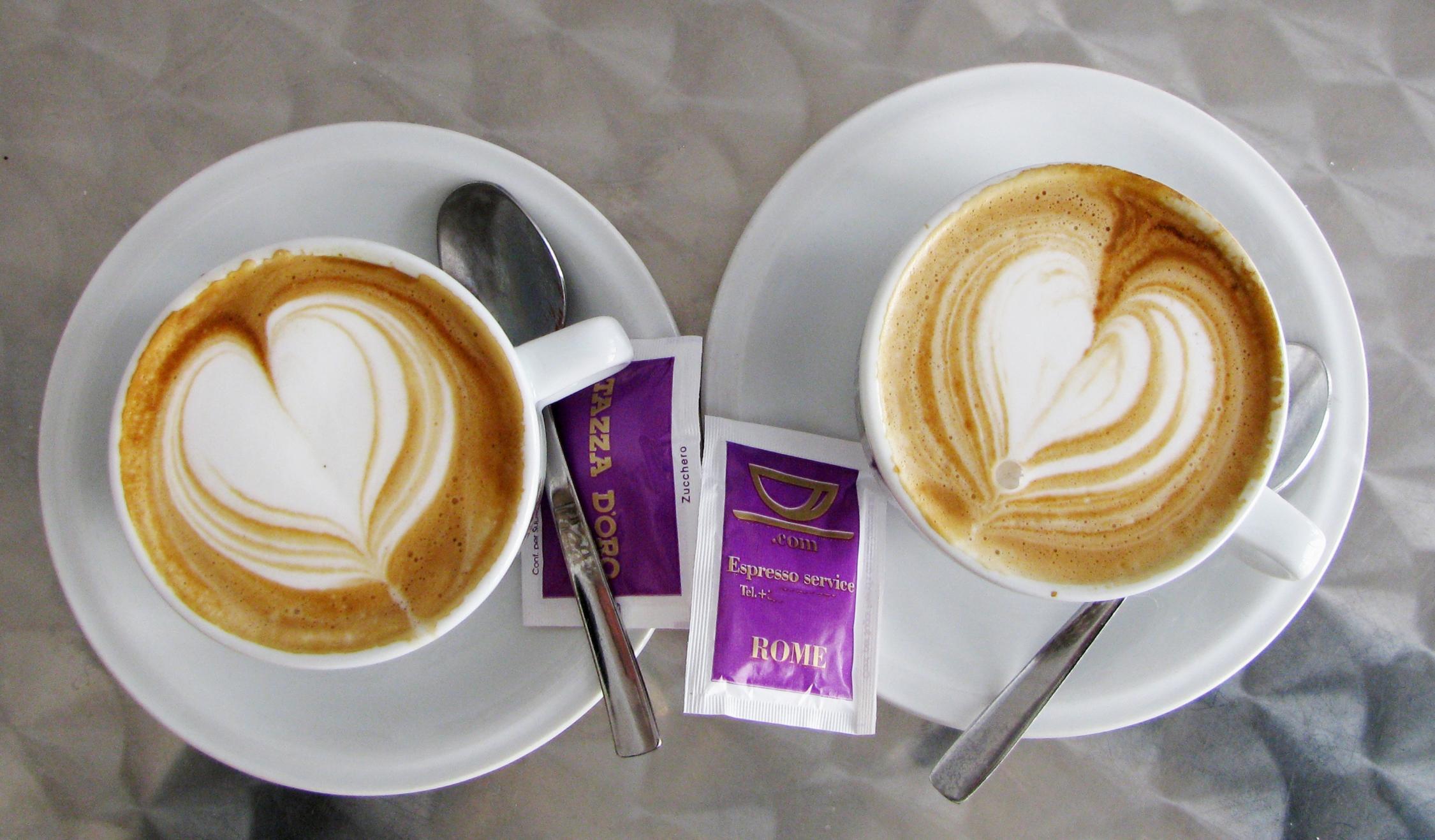 Zusammen genießen – von und mit Herzen Kaffee und Kuchen